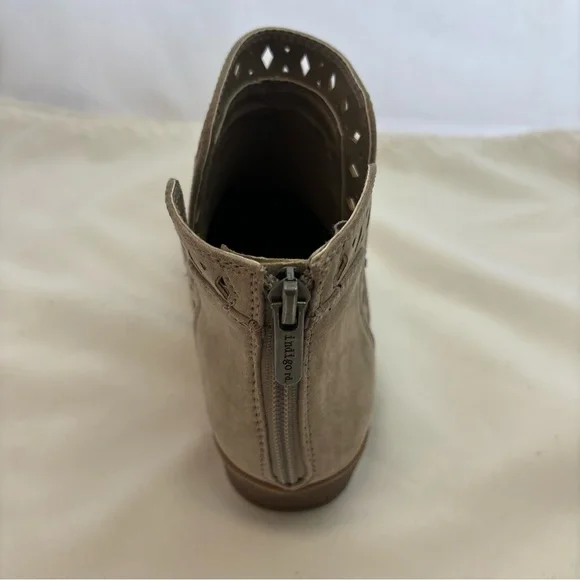 INDIGO RD Cadelen Taupe Perforated Fabric Block Heel Ankle Boots Zip NIB Sz 8 M - Picture 16 of 16